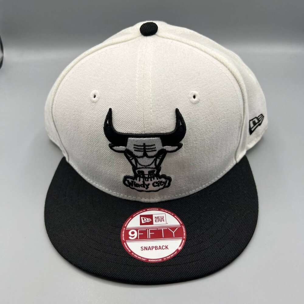 Chicago Bulls Hat Men White Black Windy City 9Fifty New Era Snap Back Cap